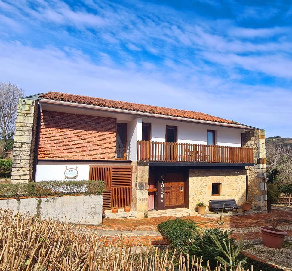 Posada Los Calderones Santillana del Mar Exterior foto